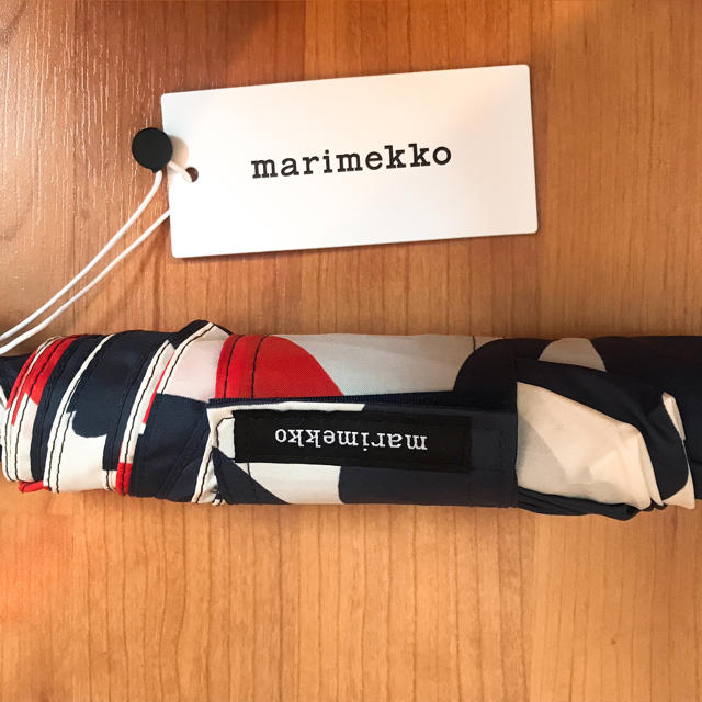 marimekko(マリメッコ)のmarimekko PIENI UNIKKO 折りたたみ傘 ネイビー×オレンジ レディースのファッション小物(傘)の商品写真
