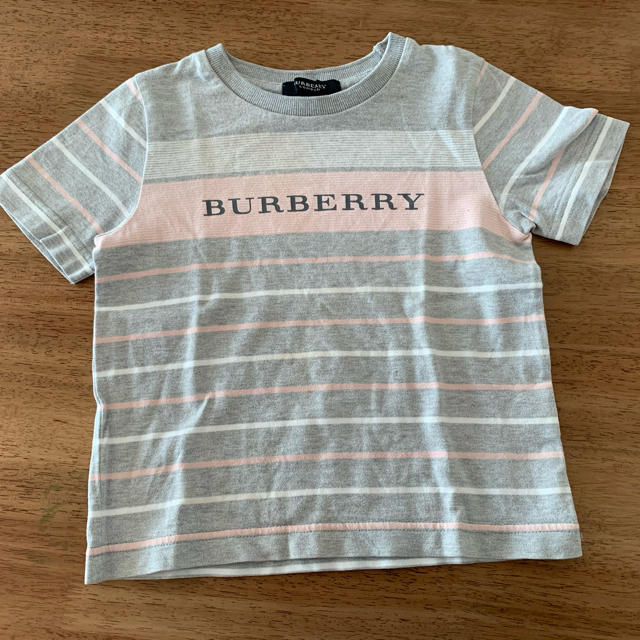 BURBERRY(バーバリー)のバーバリー　100 キッズ/ベビー/マタニティのキッズ服男の子用(90cm~)(Tシャツ/カットソー)の商品写真