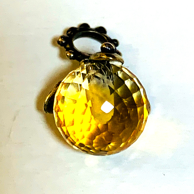 翌日配送可 trollbeads トロールビーズ シトリンファセットタッセル 翌日配送可 trollbeads トロールビーズ シトリンファセットタッセル