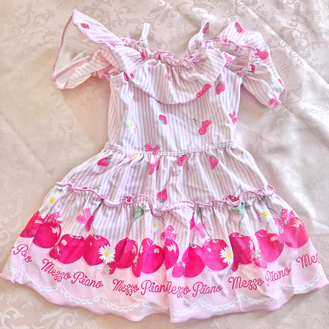 mezzo piano(メゾピアノ)のメゾピアノ　水着　 キッズ/ベビー/マタニティのキッズ服女の子用(90cm~)(水着)の商品写真