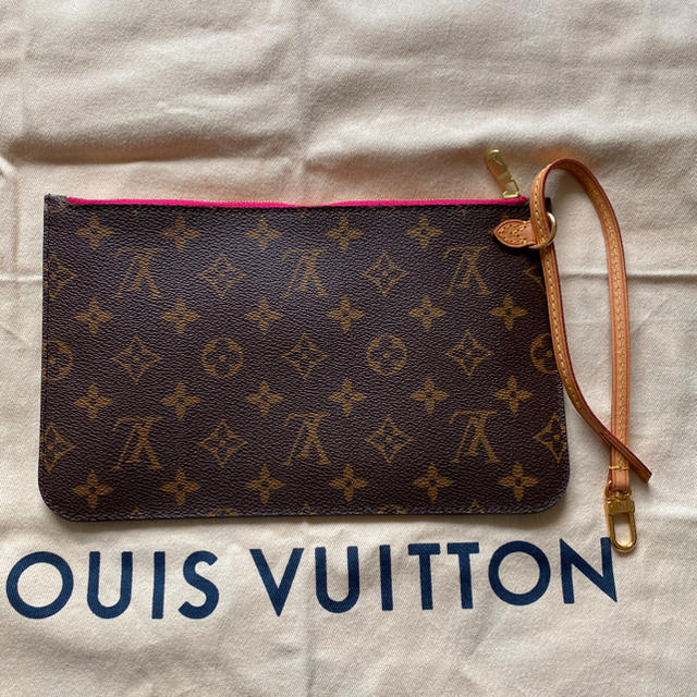 VUITTON ネヴァーフルPM 付属ポーチ少々予算オーバーでして…