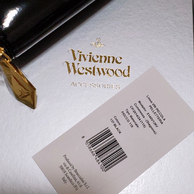 【新品】Vivienne Westwood エナメル リボン 長財布