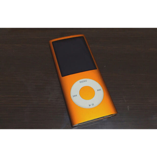 iPod オレンジ4GB 充電ケーブル付(ポータブルプレーヤー)