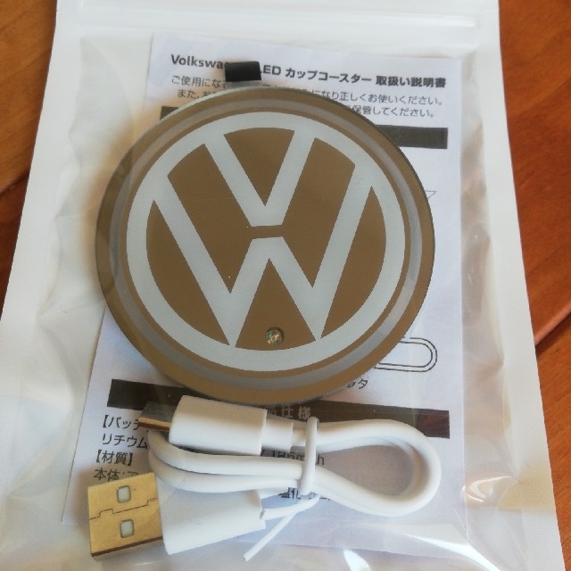 Volkswagen(フォルクスワーゲン)のフォルクスワーゲン　LEDカップコースター エンタメ/ホビーのコレクション(ノベルティグッズ)の商品写真