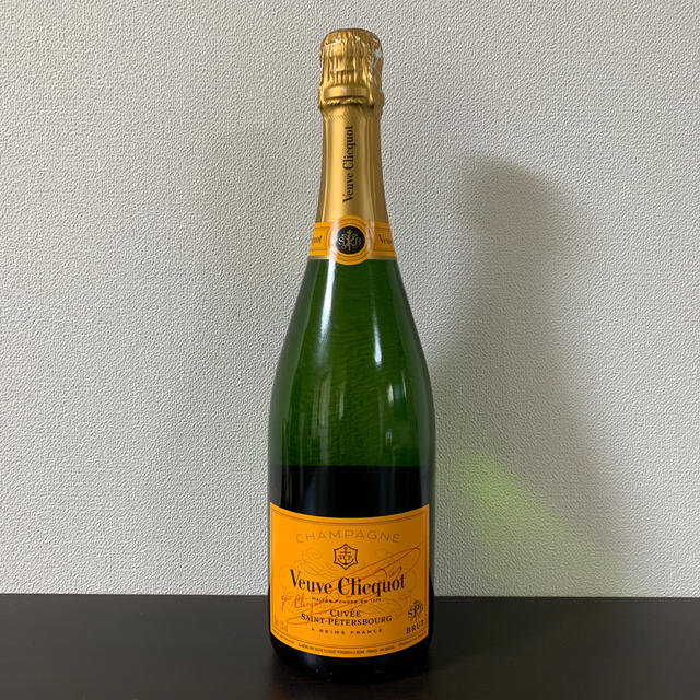 シャンパン Veuve Clicquot Cuvée Saint-Peters