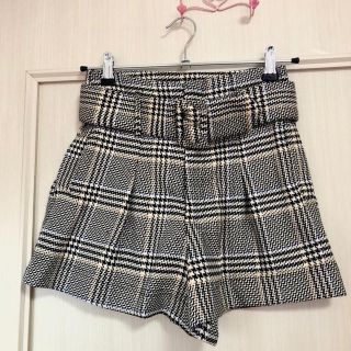 ザラ(ZARA)の冬物セール　ZARA ショートパンツ(ショートパンツ)