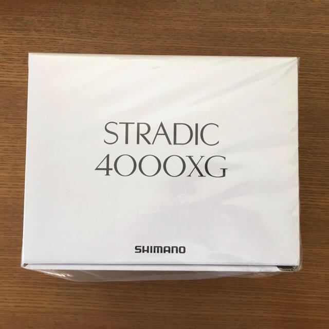 シマノ 19ストラディック 4000XG 新品未開封フィッシング