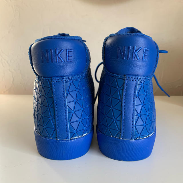 NIKE(ナイキ)のNIKE BLAZER MID METRIC ブルー メンズの靴/シューズ(スニーカー)の商品写真
