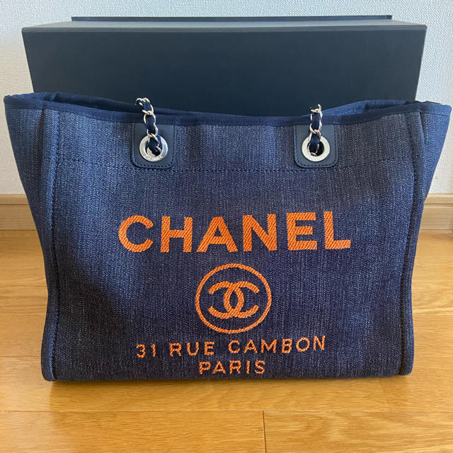 CHANEL(シャネル)のCHANEL  しーぽん様専用 レディースのバッグ(トートバッグ)の商品写真