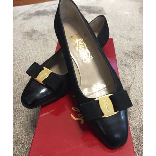 サルヴァトーレフェラガモ(Salvatore Ferragamo)のフェラガモパンプス(ハイヒール/パンプス)