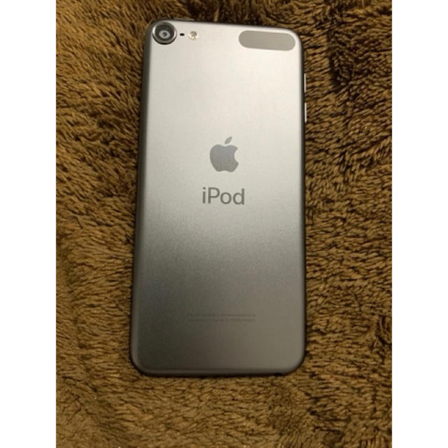 iPod touch(アイポッドタッチ)のiPod touch 256GB MVJE2J/A (2019/第7世代)  スマホ/家電/カメラのオーディオ機器(ポータブルプレーヤー)の商品写真