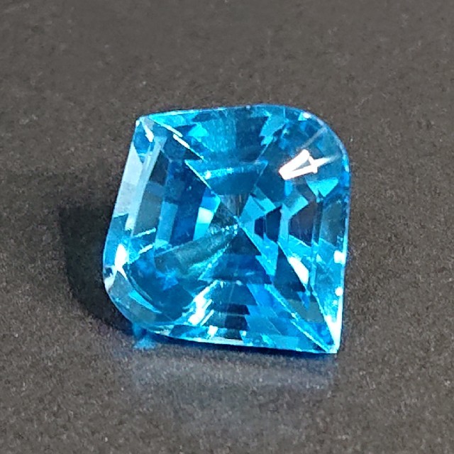 ブルートパーズ ルース 【2】約4.58ct