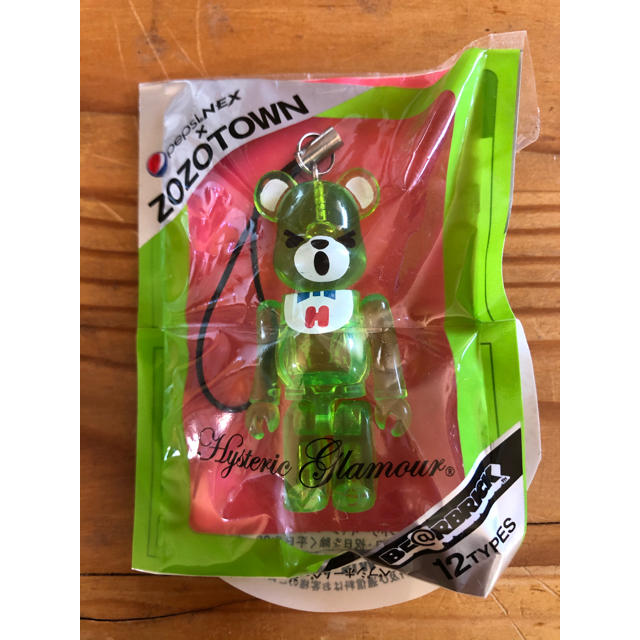 A BATHING APE(アベイシングエイプ)のBE@RBRICK pepsiNEX×ZOZOTOWN おまけストラップ エンタメ/ホビーのアニメグッズ(ストラップ)の商品写真