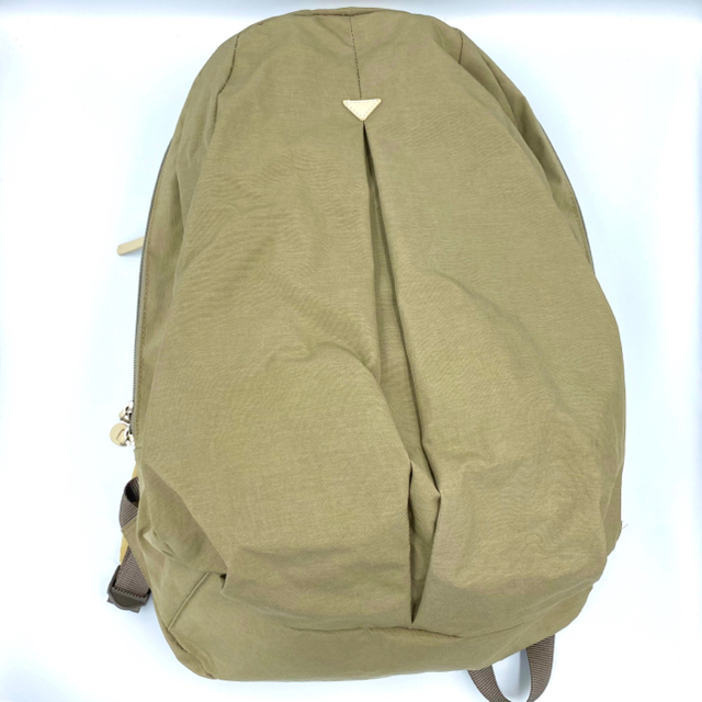 サザビー　ROUND DAYPACK M\n●\n ROUND DAYPACK M