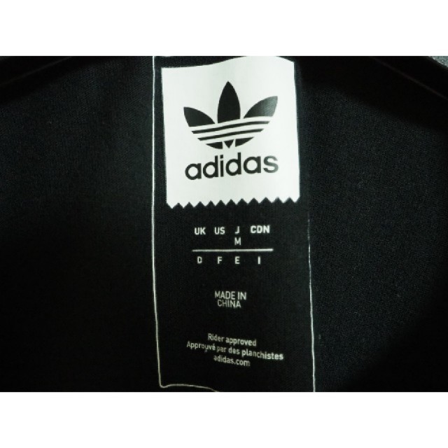 adidas(アディダス)のアディダス　Tシャツ　M メンズのトップス(Tシャツ/カットソー(半袖/袖なし))の商品写真