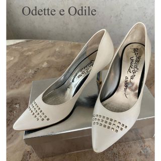 オデットエオディール(Odette e Odile)のOdette e Odile スタッズ付きパンプス(ハイヒール/パンプス)