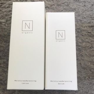 Nオーガニック　モイスチュア&バランシングセラム、ローション(美容液)