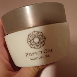 パーフェクトワン(PERFECT ONE)の☆クッキー様専用(20日まで取り置き)パーフェクトワン モイスチャージェル75g(オールインワン化粧品)