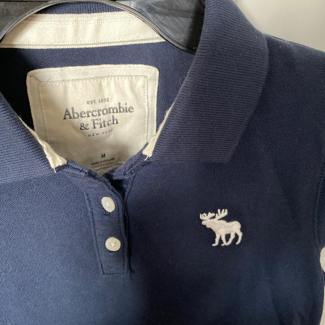 Abercrombie&Fitch(アバクロンビーアンドフィッチ)のアバクロ　ポロシャツ レディースのトップス(ポロシャツ)の商品写真