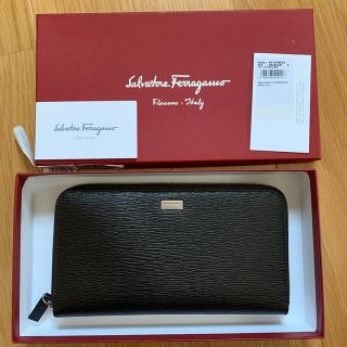 フェラガモ(Ferragamo)の【新品未使用】フェラガモ  長財布(長財布)