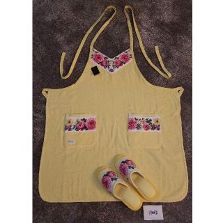 フェイラー(FEILER)の新品♡FEILER♡エプロン＆スリッパ♡花柄(スリッパ/ルームシューズ)