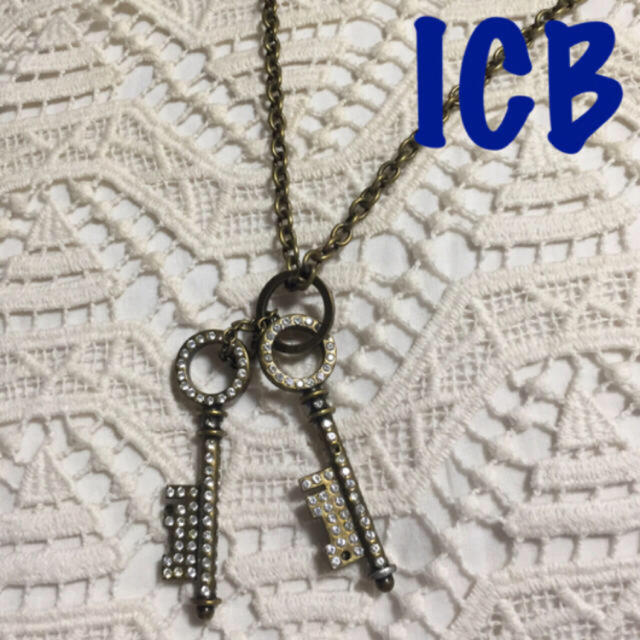 ICB(アイシービー)のICB 鍵モチーフネックレス 78㎝ レディースのアクセサリー(ネックレス)の商品写真