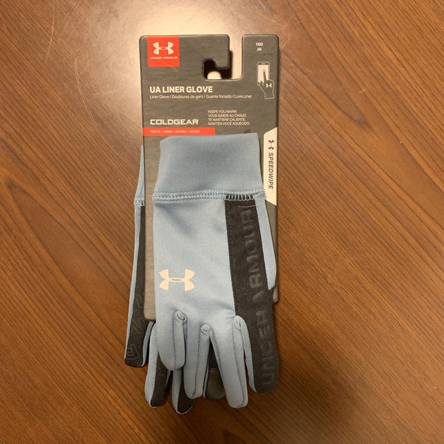 UNDER ARMOUR(アンダーアーマー)のアンダーアーマー　子供　手袋　UAライナー グローブ(トレーニング/BOYS) メンズのファッション小物(手袋)の商品写真