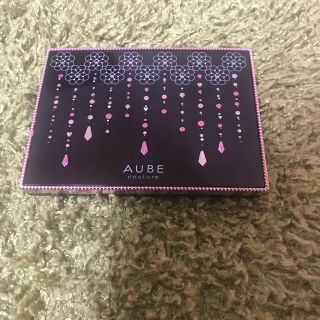 カオウ(花王)のコンパクト　アイシャドウ　AUBE(アイシャドウ)