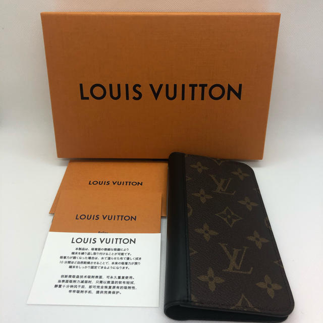 LOUIS VUITTON - 新品LOUIS VUITTON  M69577 iPhone 11 ケースの通販