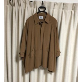 ヤエカ(YAECA)のYAECA ポンチョコート キャメル S AURALEE COMOLI 20ss(ポンチョ)