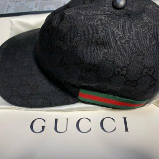 グッチ(Gucci)の美品　グッチ　ベースボールキャップ黒　M(キャップ)