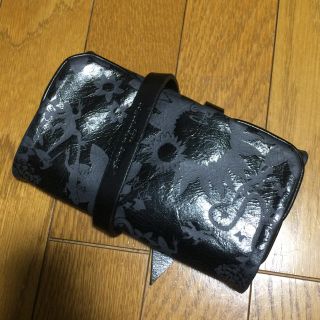 カミシマチナミ(KAMISHIMA CHINAMI)の 本革ウォレット(財布)