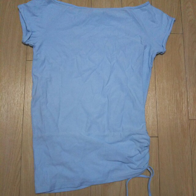 TOMMY HILFIGER(トミーヒルフィガー)の未使用 Tommy jeans 水色 ニット xs レディースのトップス(Tシャツ(半袖/袖なし))の商品写真