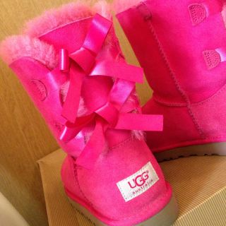 アグ(UGG)の大人も履ける！UGG KIDS(ブーツ)