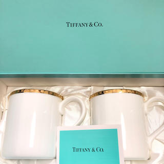 ティファニー(Tiffany & Co.)の【新品未使用】ティファニー  ゴールドバンド　ペアマグカップ(グラス/カップ)