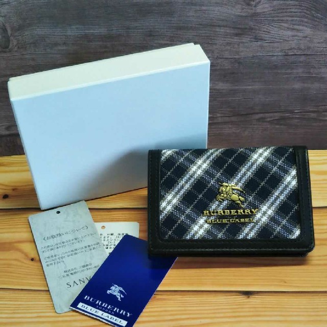 BURBERRY BLUE LABEL - 【未使用】BURBERRY BLUE LABEL パスケース