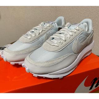 サカイ(sacai)のsacai × NIKE ホワイト　26cm(スニーカー)