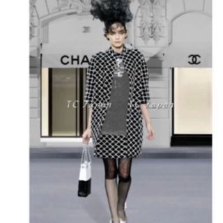 シャネル(CHANEL)のCHANEL  美品 runway マトラッセ柄ワンピース(ひざ丈ワンピース)