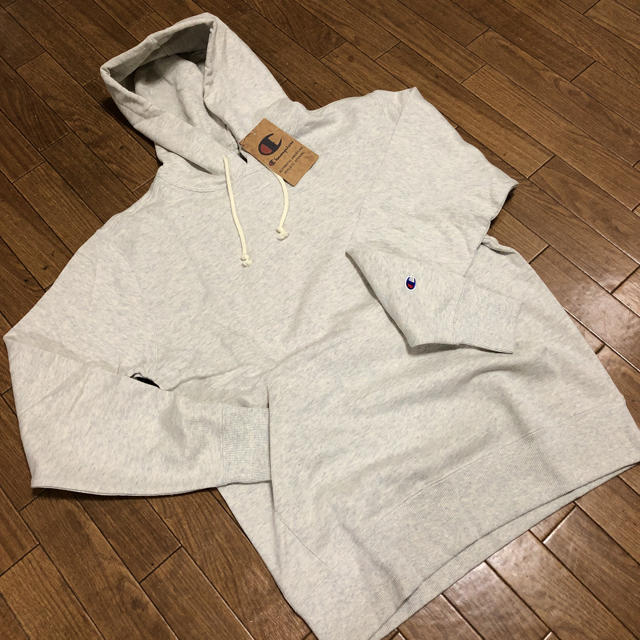 女子にも大人気‼️定番 白XL 新品 Champion チャンピオン トレーナー