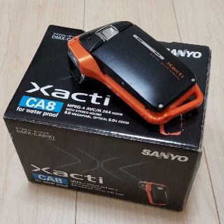 サンヨー(SANYO)のジャンク品 SANYO Xacti DMX-CA8(K)(ビデオカメラ)