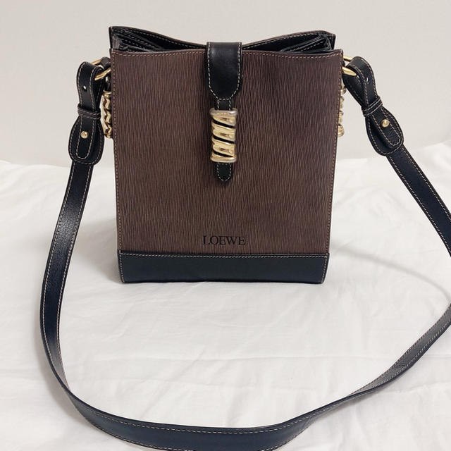 確実正規 百貨店購入LOEWEバック www.nickstellino.com