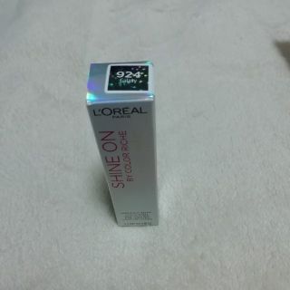 ロレアルパリ(L'Oreal Paris)のお値下げ中★ロレアルパリ　シャインオン924(口紅)