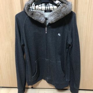 バーバリーブラックレーベル(BURBERRY BLACK LABEL)の【お値下げ中！！】BURBERRY ファー付きパーカー(パーカー)