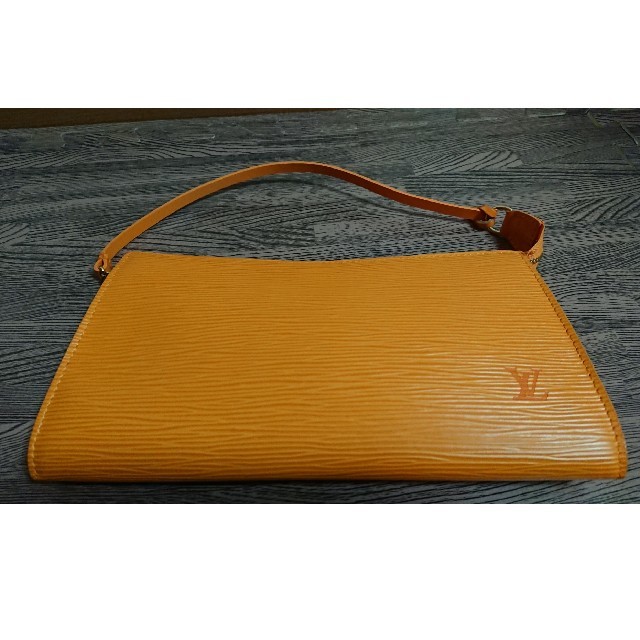 極美品✨ LOUIS VUITTON エピ アクセサリーポーチ ジパングゴールド