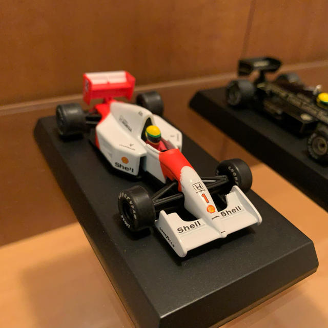 LOTUS - 京商 アイルトンセナ コレクション 1/64の通販 by LOTUS - 京商 アイルトンセナ コレクション 1/64の通販 by