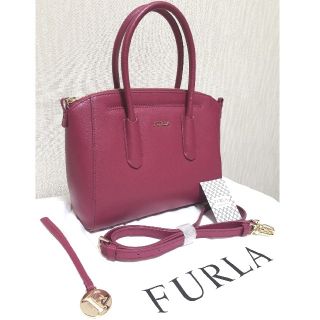 フルラ(Furla)の8/14最終値引きいたしました！FURLA　tessa S　新品(ハンドバッグ)