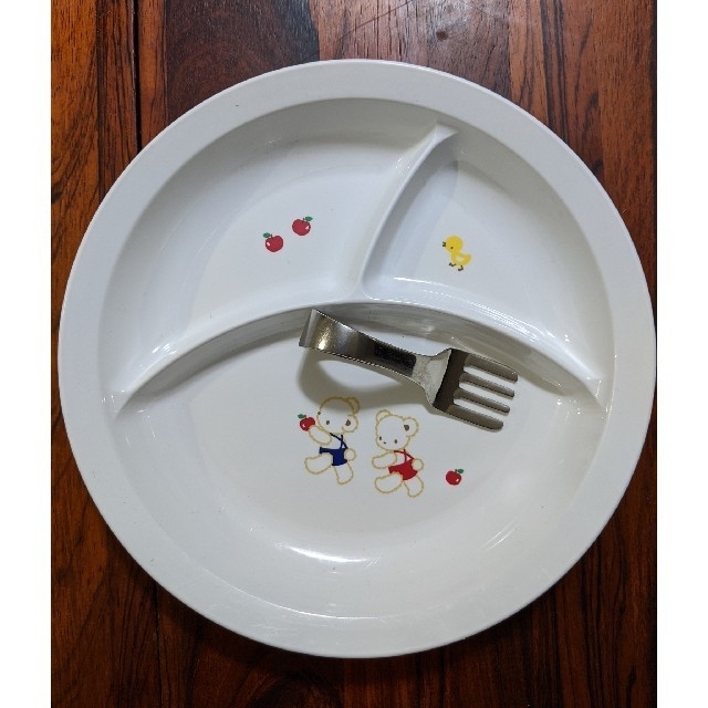 familiar(ファミリア)のファミリア　プレート　フォーク　スプーン　食器 インテリア/住まい/日用品のキッチン/食器(食器)の商品写真