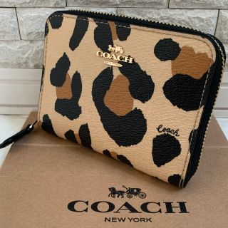 COACH コーチ　折り財布　ブラック　ホワイト　アニマル柄　二つ折り財布