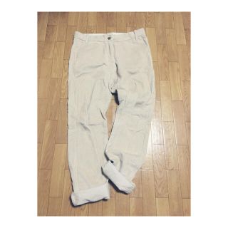 ギャップ(GAP)のコーデュロイ🌱白パンツ🍎(カジュアルパンツ)