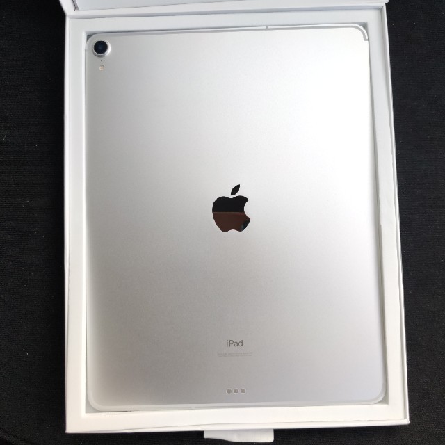 PC/タブレット美品　iPad Pro 12.9インチ（第３世代）1TB シムフリー